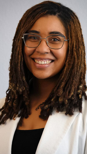brandi-stone-headshot.jpg